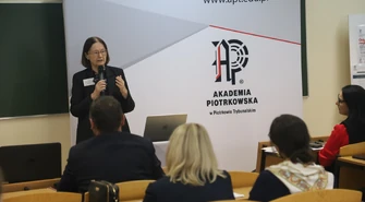 Bezpieczeństwo zaczyna się od każdego z nas. W Akademii Piotrkowskiej rozmawiają o odporności regionu na współczesne zagrożenia