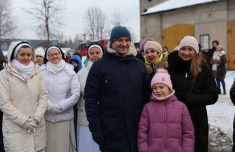 Piotrków w Kolorowym Orszaku Tradycja i Radość na Ulicach Miasta