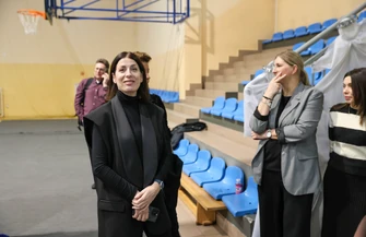 Opłatek piotrkowskiej oświaty z jasełkami. Spotkanie tradycji i wspólnoty