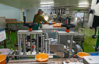 Jak powstają zupy Szamamm dla Żabki produkcja w Nowalijka Convenience Food