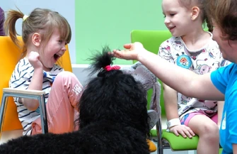 Zwierzęta zmieniają nasze życie na lepsze - Mars Polska wspiera programy adopcyjne edukacyjne i terapeutyczne