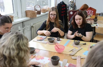 Warsztaty z garncarstwa w Akademii Piotrkowskiej