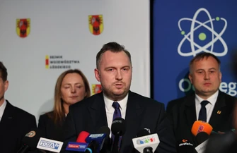 Nadzwyczajna sesja Sejmiku Województwa Łódzkiego. TAK dla elektrowni jądrowej w Bełchatowie