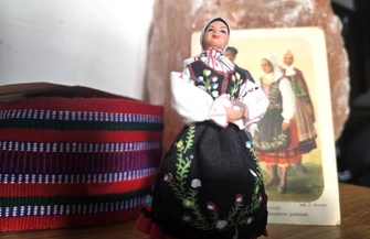 Piotrkowianka sama szyje i haftuje stroje ludowe