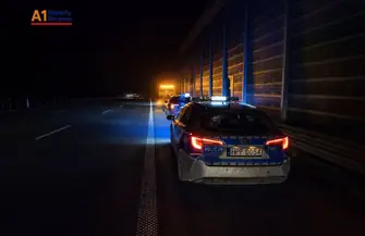 Pijany kierowca przebił bariery na A1 i zjechał na przeciwległy pas. Groźne zdarzenie pod Piotrkowem