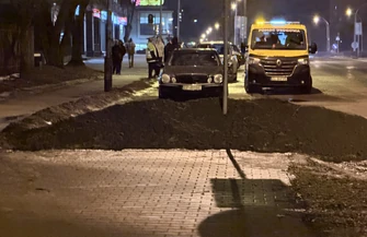 Zderzenie na jednym z głównych skrzyżowań w Piotrkowie. 24-latek ukarany mandatem