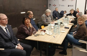 Intrygujące obrady członków jednej z komisji Rady Miasta w Piotrkowie