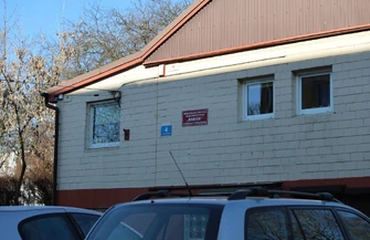 Miał onanizować się pod Biedronką i gonić z nożem. Zamaskowany mężczyzna zaczepia kobiety i dzieci w Piotrkowie