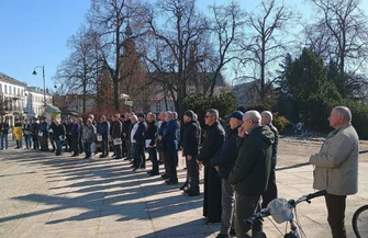 Ulicami Piotrkowa przeszedł Męski Różaniec. Wydarzenie odbyło się Po raz 84.