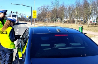 Policyjne akcje Łapki na kierownicę oraz Patrz i słuchaj