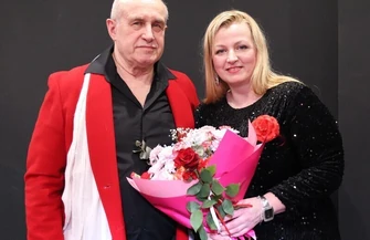 Kwiaty muzyka i słodkości. Wyjątkowy Dzień Kobiet w Ośrodku Edukacji Artystycznej MOK