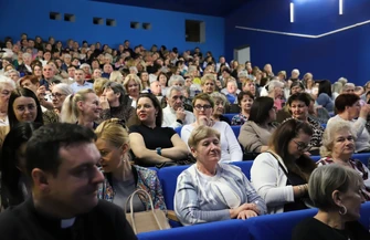 Teatralny Dzień Kobiet w Woli Krzysztoporskiej