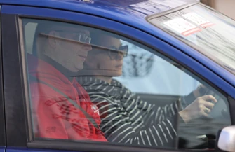 Zapach palonej gumy w Moszczenicy. Konkurs Zręczności Kierowców z Okazji Dnia Kobiet