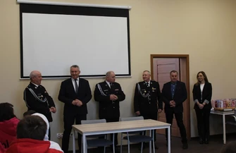 Gminne eliminacje Turnieju Wiedzy Pożarniczej w Grabicy. Młodzież rywalizowała o awans do etapu powiatowego