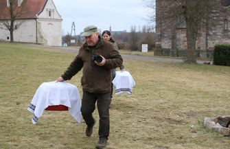 Płomykówki wróciły na wolność. Wyjątkowe wypuszczenie sów w Sulejowie