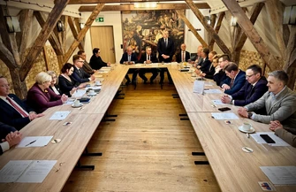 Konwent samorządowców w Sulejowie. Wspólne wyzwania i plany dla powiatu piotrkowskiego