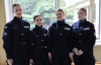 Targi Kariery i Kwalifikacji w Akademii Piotrkowskiej młodzież szuka swojej drogi