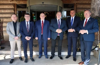 Setki mieszkańców na IV jarmarku w Hotelu Górskim. Wielkanocna atmosfera i smaki przyciągnęły tłumy rozstrzygnięto konkurs Wielkanocne Smaki Ziemi Piotrkowskiej