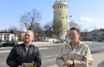 Po sporze o Centrum Integracji Cudzoziemców ruszyła kolejna zbiórka podpisów. Ogólnopolska akcja StopPakt w Piotrkowie