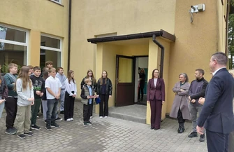 Nowa szatnia w szkole w Gazomi Starej otwarta