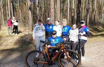 Sport i pomoc w moszczenickim lesie