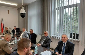 Rada Gminy Moszczenica w pełnym składzie ślubowanie nowego radnego i ważne decyzje podczas sesji