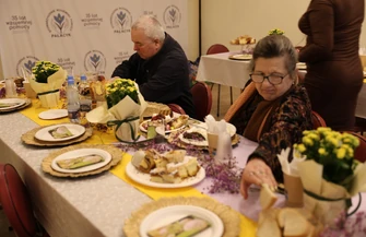 Stowarzyszenie Pałacyk po raz kolejny zorganizował śniadanie wielkanocne dla potrzebujących