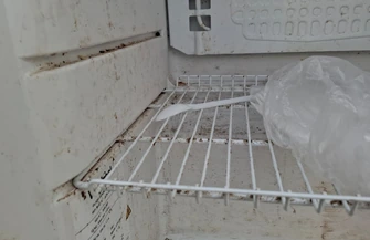 Gdy wspólna odpowiedzialność się rozmywa kulisy działania lodówki społecznej w Piotrkowie