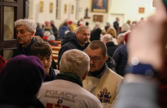 IV Marsz Papieski przeszedł ulicami Piotrkowa Trybunalskiego. Blisko 300 wiernych uczciło w wyjątkowy sposób Jana Pawła II