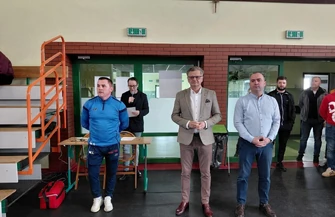 VI Memoriał im. Krzysztofa Sławskiego w Moszczenicy sportowa rywalizacja i pamięć o lokalnym pasjonacie