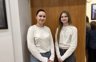 Młodzi fotograficy pokazali światło i cień. Wystawa w OEA MOK