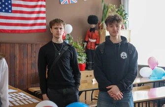 Tłumy ósmoklasistów odwiedziły III LO im. Słowackiego w Piotrkowie na Dniach Otwartych. Co przygotowano