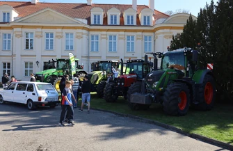 Technik hodowca koni technik mechanizacji rolnictwa czy technik pojazdów samochodowych - to tylko kilka kierunków z którymi mogli zapoznać się odwiedzjący podczas dni otwartych w Wolborzu.