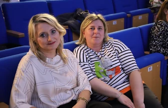 Młodzi artyści śpiewali polskie piosenki