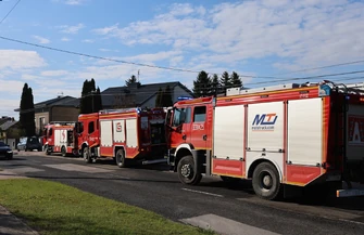 Ogień strawił garaż przy Zalesickiej - duże straty