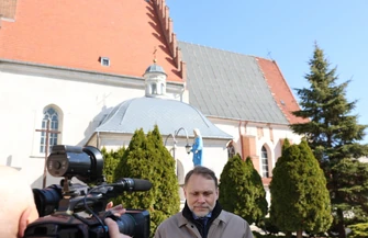 Dach Fary bez pieniędzy. Polityczny spór o remont zabytku w Piotrkowie