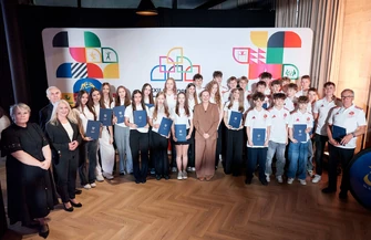 Zapłonął znicz olimpijski młodych 