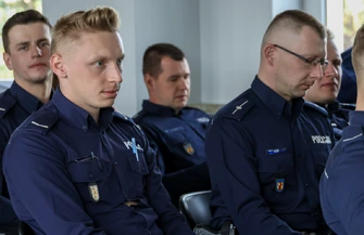 Piotrkowianin znów najlepszy w regionie. Sierż. Mateusz Kowalski z tytułem Policjanta Ruchu Drogowego 2026