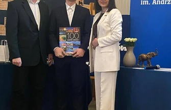 Ostatni dzwonek dla maturzystów Powiatu Piotrkowskiego