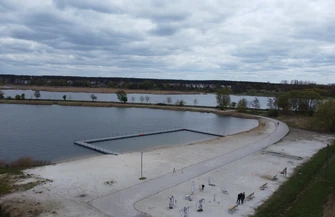 Rewitalizacja Bugaja w Piotrkowie coraz bliżej. Blisko 46 mln zł na nowe Słoneczko ścieżki i infrastrukturę rekreacyjną nad zbiornikiem. W tle wraca temat wody w jeziorze