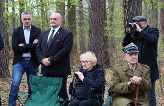 Pamięć wraca do Lasu Bugajskiego. Uczcili ofiary egzekucji sprzed 82 lat