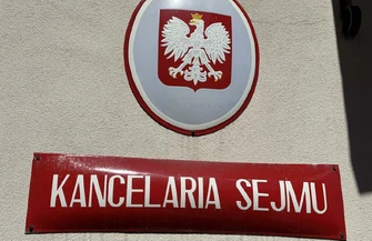 Nauka to nie tylko teoria. Młodzież z ZSP nr 2 zajrzała do Sejmu