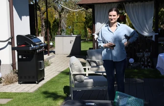 Jak Piotrkowianie spędzają majówkę Działka grill i relaks - pogoda idealna.