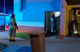 Pożar w budynku przy ul. Wojska Polskiego w Piotrkowie szybka akcja strażaków