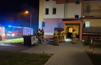 Pożar w budynku przy ul. Wojska Polskiego w Piotrkowie szybka akcja strażaków