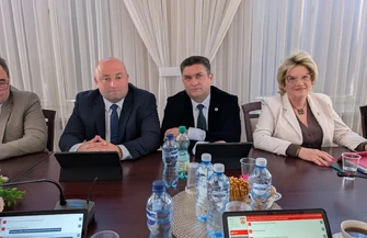 Szpital przy ul. Roosevelta w Piotrkowie. Powiat nie może sprzedać budynku