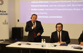 Niemieccy samorządowcy z wizytą w piotrkowskiej Mediatece. Rozmawiali o bezpieczeństwie i współpracy w Europie