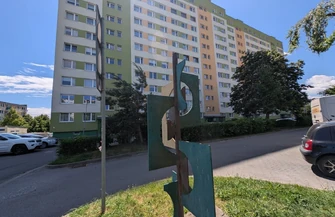 Rzeźby PRL-u w Piotrkowie nadal czekają na renowację. Co zrobi miasto