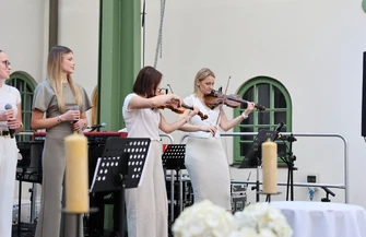 Jubileuszowy Koncert Chwały zgromadził wiernych w sercu Piotrkowa