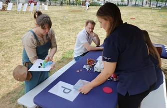 Pięć godzin podróży przez wieki. XIII Piknik Historyczny w Akademii Piotrkowskiej
